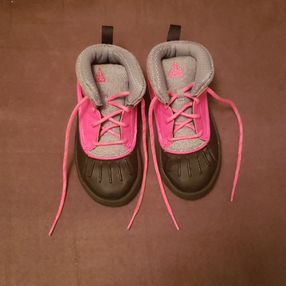 Nike boots